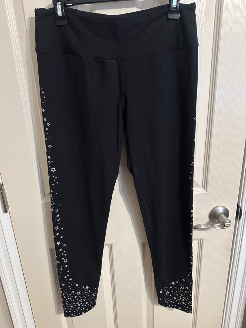Victoria's Secret Sport Knockout Tights w Silver Star Print Details, Black, Sz L - Picture 2 of 7